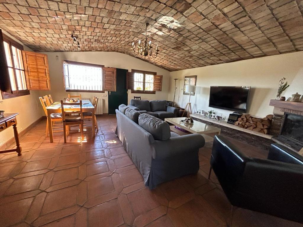 Casa Rural Cupiana Piscina Privada Malaga Exterior photo