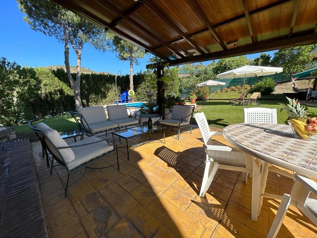 Casa Rural Cupiana Piscina Privada Malaga Exterior photo